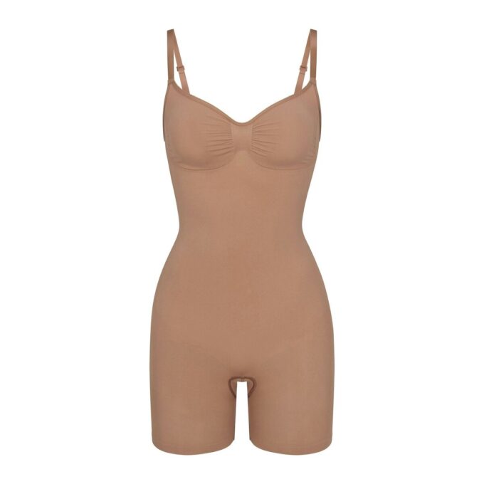 BEZSZWOWE BODY MODELUJĄCE DO ŚRODKA UD BEZSZWOWE BODY MODELUJĄCE DO ŚRODKA UD
