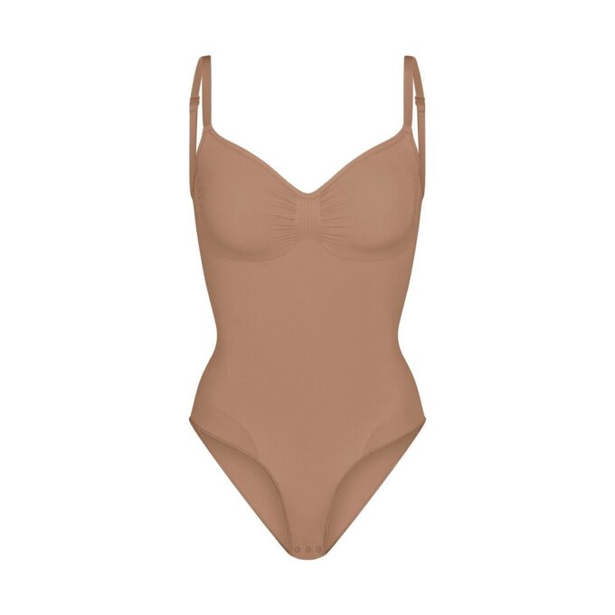 BEZSZWOWE BODY MODELUJĄCE KRÓTKIE BEZSZWOWE BODY MODELUJĄCE KRÓTKIE