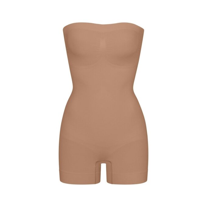 BEZSZWOWE BODY SHORTI BEZ RAMIĄCZEK BEZSZWOWE BODY SHORTI BEZ RAMIĄCZEK