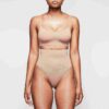 BEZSZWOWY BRALETTE RZEŹBIONY