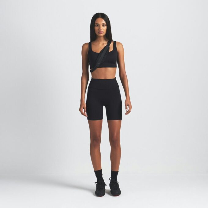 Biustonosz NikeSKIMS MATTE SCOOP NECK