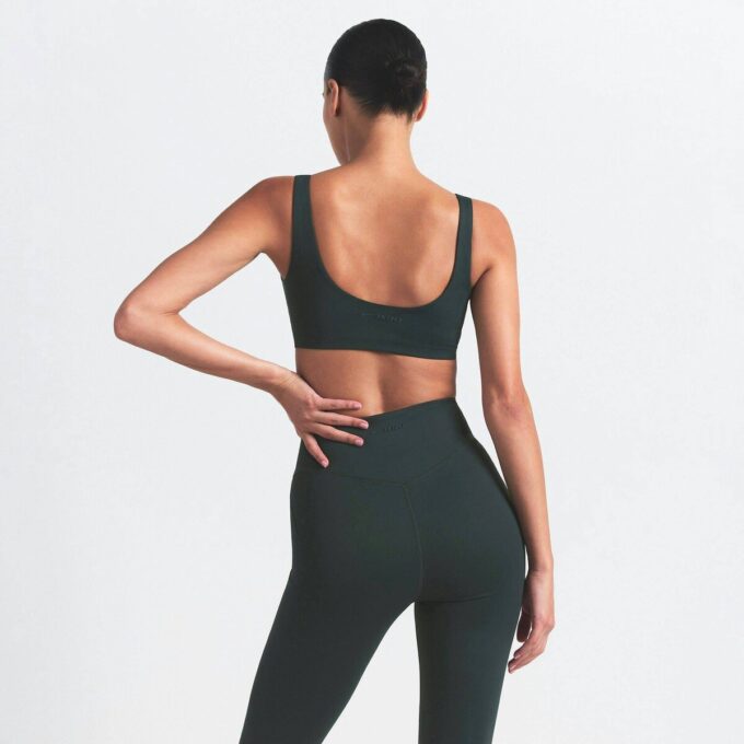 Biustonosz NikeSKIMS MATTE SCOOP NECK