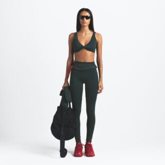 Biustonosz NikeSKIMS MATTE TWIST-FRONT