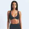 Biustonosz NikeSKIMS MATTE TWIST-FRONT Biustonosz NikeSKIMS MATTE TWIST-FRONT