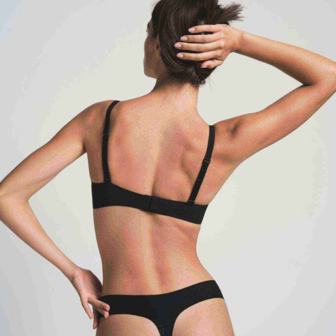 BRALETTE Z SUKIENKĄ NAGIE BRALETTE Z SUKIENKĄ NAGIE