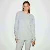 Gruby, gofrowany, oversize’owy sweter z okrągłym dekoltem Gruby, gofrowany, oversize’owy sweter z okrągłym dekoltem