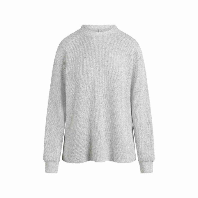 Gruby, gofrowany, oversize’owy sweter z okrągłym dekoltem Gruby, gofrowany, oversize’owy sweter z okrągłym dekoltem