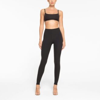 Legginsy pasujące do każdego