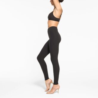 Legginsy pasujące do każdego