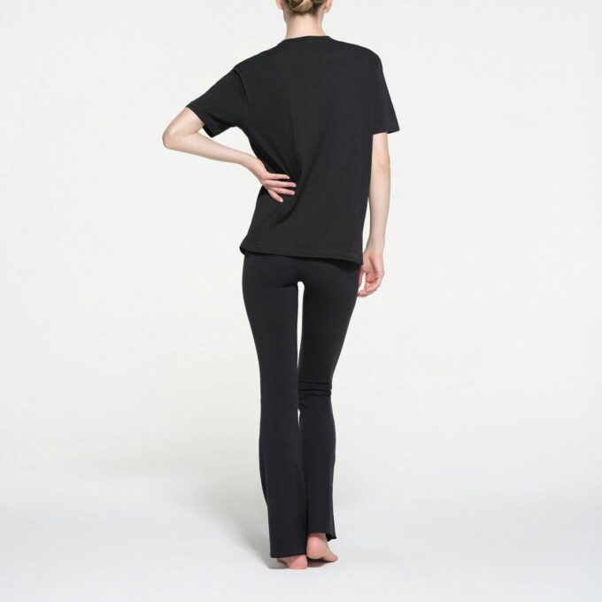LUŹNE KOSZULKI OVERSIZE’OWE DŁUGI T-SHIRT LUŹNE KOSZULKI OVERSIZE’OWE DŁUGI T-SHIRT