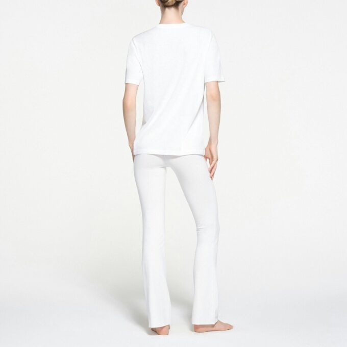 LUŹNE KOSZULKI OVERSIZE’OWE DŁUGI T-SHIRT LUŹNE KOSZULKI OVERSIZE’OWE DŁUGI T-SHIRT