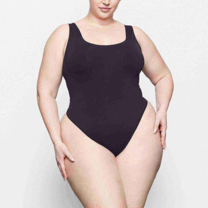 MIĘKKIE, WYGŁADZAJĄCE BEZSZWOWE BANDYŻOWE BODY MIĘKKIE, WYGŁADZAJĄCE BEZSZWOWE BANDYŻOWE BODY