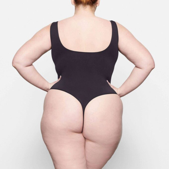 MIĘKKIE, WYGŁADZAJĄCE BEZSZWOWE BANDYŻOWE BODY MIĘKKIE, WYGŁADZAJĄCE BEZSZWOWE BANDYŻOWE BODY