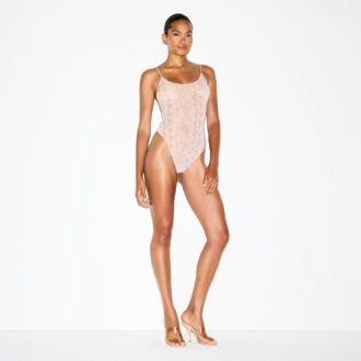 MLECZNE PRZEŹROCZYSTE BODY CAMI MLECZNE PRZEŹROCZYSTE BODY CAMI