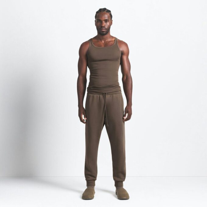 MĘSKIE SPODNIE JOGGERY Z FLEECE LOUNGE ZWĘŻANE MĘSKIE SPODNIE JOGGERY Z FLEECE LOUNGE ZWĘŻANE
