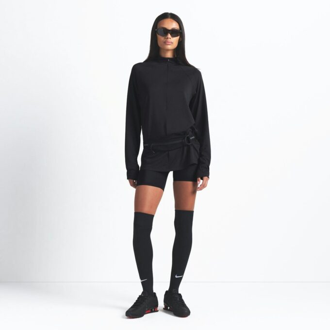 NikeSKIMS AIRY DŁUGI RĘKAW Z ZAPIĘCIEM DO PÓŁ NikeSKIMS AIRY DŁUGI RĘKAW Z ZAPIĘCIEM DO PÓŁ