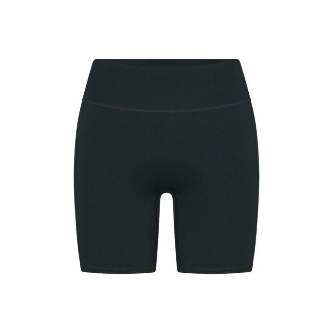 NikeSKIMS MATTE 5″ BIKER SHORT NikeSKIMS MATTE 5″ BIKER SHORT