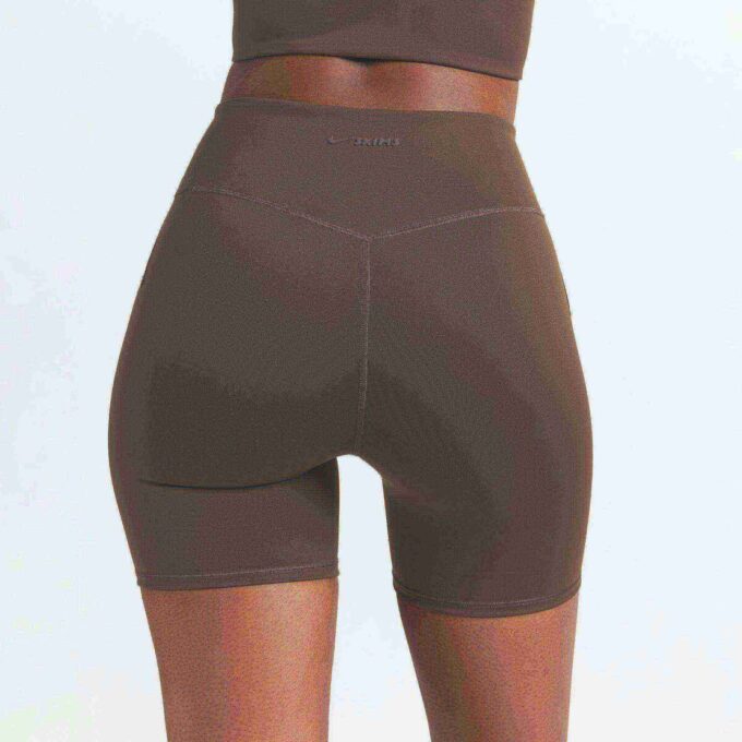NikeSKIMS MATTE 5″ BIKER SHORT NikeSKIMS MATTE 5″ BIKER SHORT