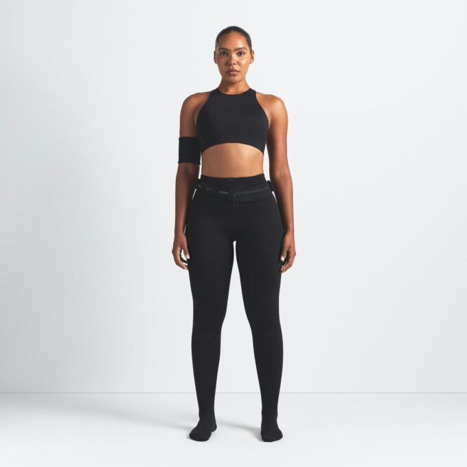 NikeSKIMS MATTE HIGH NECK BIUSTONOSZ NikeSKIMS MATTE HIGH NECK BIUSTONOSZ