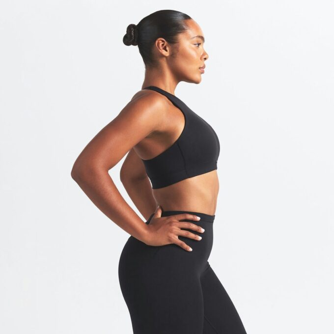 NikeSKIMS MATTE HIGH NECK BIUSTONOSZ NikeSKIMS MATTE HIGH NECK BIUSTONOSZ