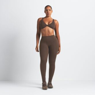 NikeSKIMS MATTE LEGGING 26″
