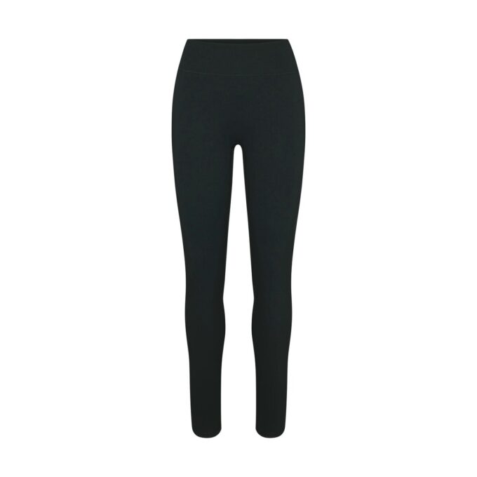 NikeSKIMS MATTE LEGGING 26″ NikeSKIMS MATTE LEGGING 26″