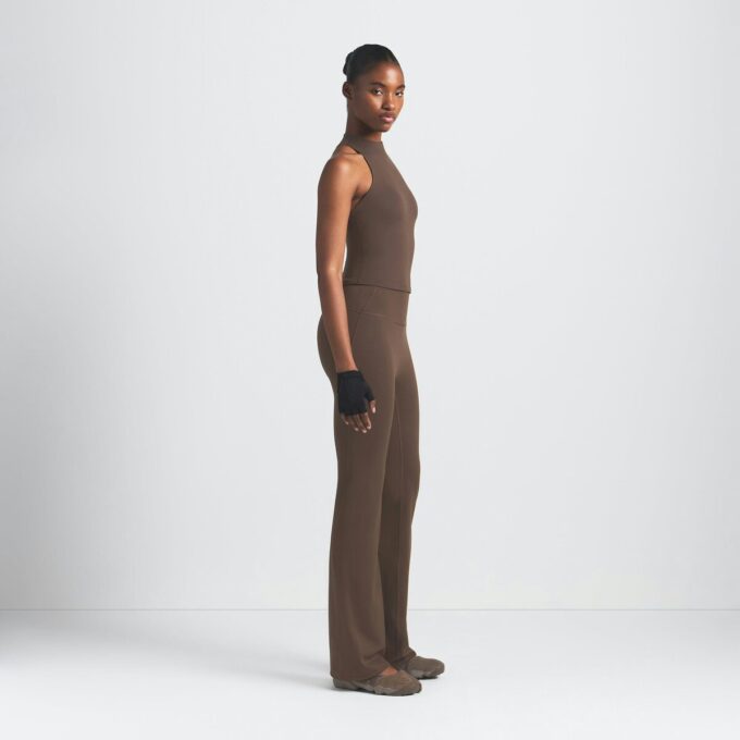 NikeSKIMS MATTE MOCK NECK RACER TANK NikeSKIMS MATTE MOCK NECK RACER TANK