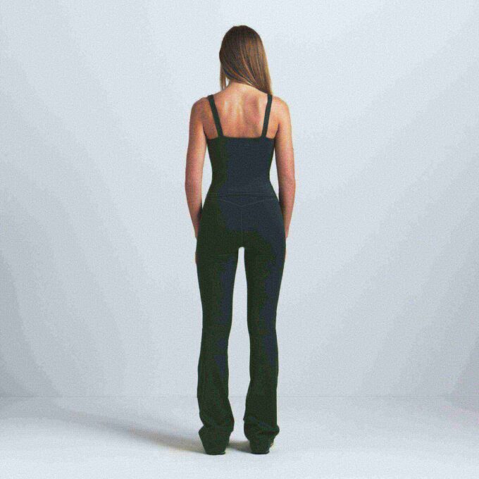 NikeSKIMS MATTE SQUARE NECK TANK NikeSKIMS MATTE SQUARE NECK TANK