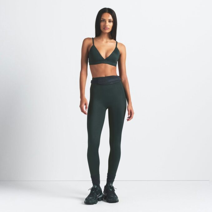 NikeSKIMS SHINE BONDED WAIST LEGGING 26″ NikeSKIMS SHINE BONDED WAIST LEGGING 26″
