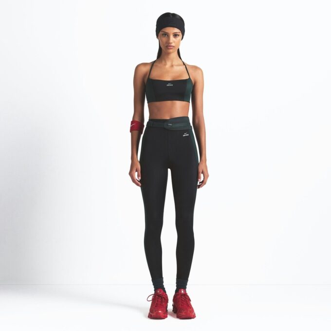 NikeSKIMS SHINE STRZAŁY ŚCIĄGANE 26″ LEGGINSY NikeSKIMS SHINE STRZAŁY ŚCIĄGANE 26″ LEGGINSY