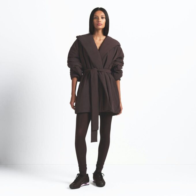 NikeSKIMS WOVEN NYLON WRAP COAT NikeSKIMS WOVEN NYLON WRAP COAT