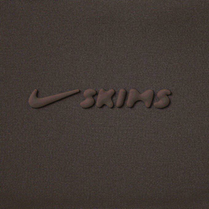 NikeSKIMS WOVEN NYLON 5″ TRACK SHORT NikeSKIMS WOVEN NYLON 5″ TRACK SHORT