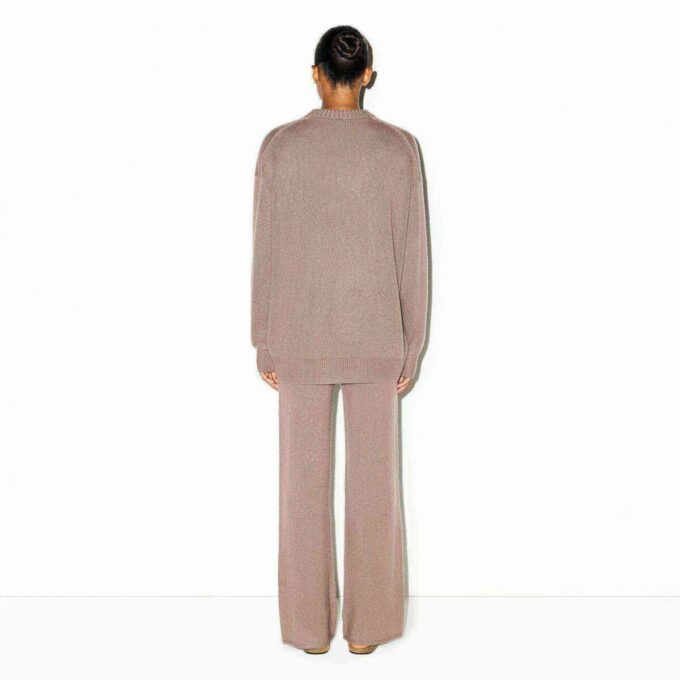 OVERSIZEROWY SWETER Z KASZMIRU OVERSIZEROWY SWETER Z KASZMIRU