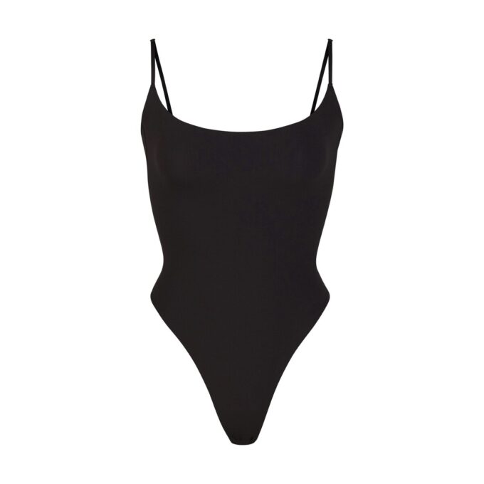 PASUJE NA KAŻDEGO BODY CAMI