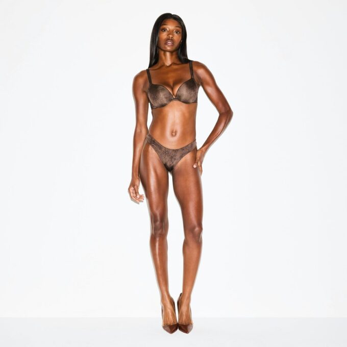 Podkłady Shine zanurzone bikini Podkłady Shine zanurzone bikini