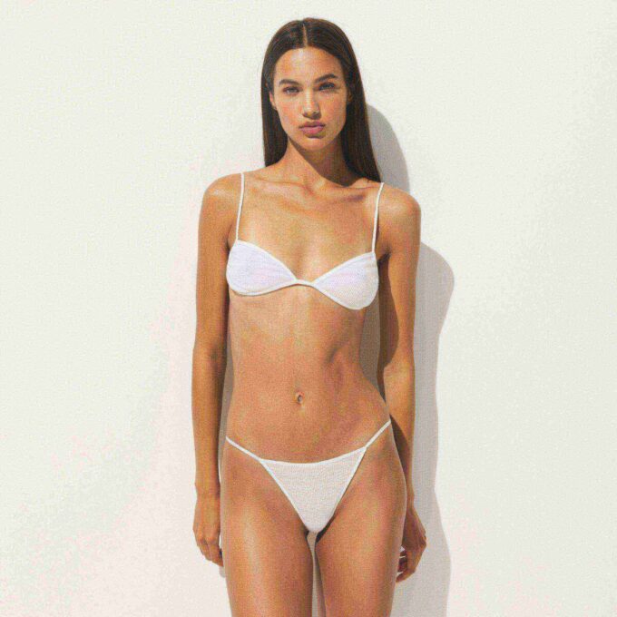 PRZEŹROCZYSTE BAWEŁNIANE STRINGI ZE ŚCIĄGACZEM PRZEŹROCZYSTE BAWEŁNIANE STRINGI ZE ŚCIĄGACZEM