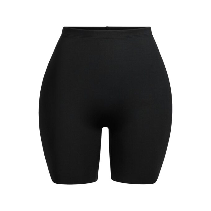 SKIMS BODY HIP ENHANCING SPODENKI Z WYŚCIÓŁKĄ SKIMS BODY HIP ENHANCING SPODENKI Z WYŚCIÓŁKĄ