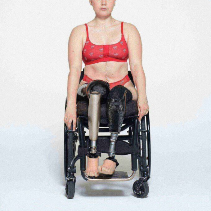 SKIMS DLA DRUŻYNY USA DOPASOWANY DO KAŻDEGO PARAOLIMPIJSKI BRALETTE Z WYCIĘCIEM SKIMS DLA DRUŻYNY USA DOPASOWANY DO KAŻDEGO PARAOLIMPIJSKI BRALETTE Z WYCIĘCIEM
