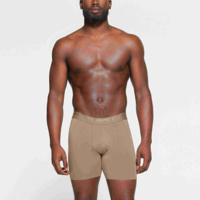 SKIMS STRETCH MĘSKIE BOKSERKI 5″ 3-PAK SKIMS STRETCH MĘSKIE BOKSERKI 5″ 3-PAK