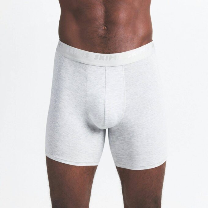 SKIMS STRETCH MĘSKIE BOKSERKI 5″ 3-PAK SKIMS STRETCH MĘSKIE BOKSERKI 5″ 3-PAK