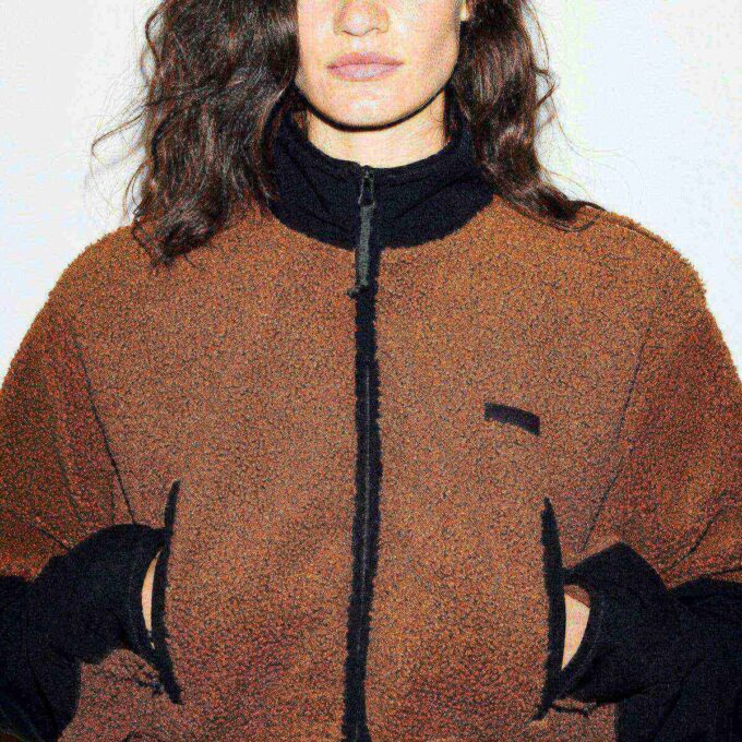 TEDDY FUNNEL NECK KRÓTKA KURTKA