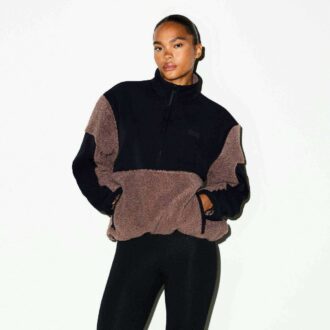 TEDDY OVERSIZE’OWY BLUZA Z ZAPIĘCIEM NA PÓŁ ZAMEK